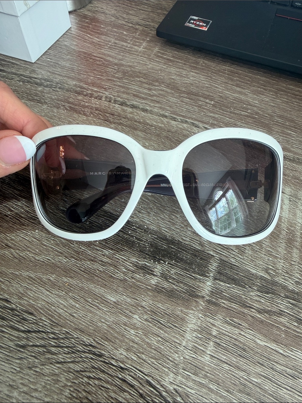 Marc by Marc Jacobs White Frame Sunglasses with Dark Lenses